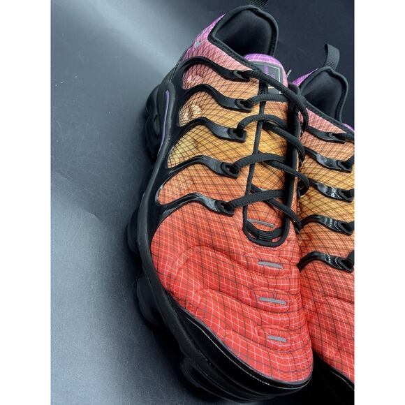 Nike Air VaporMax Plus Grid Sunset Sz 11.5 924453-604 main image 4